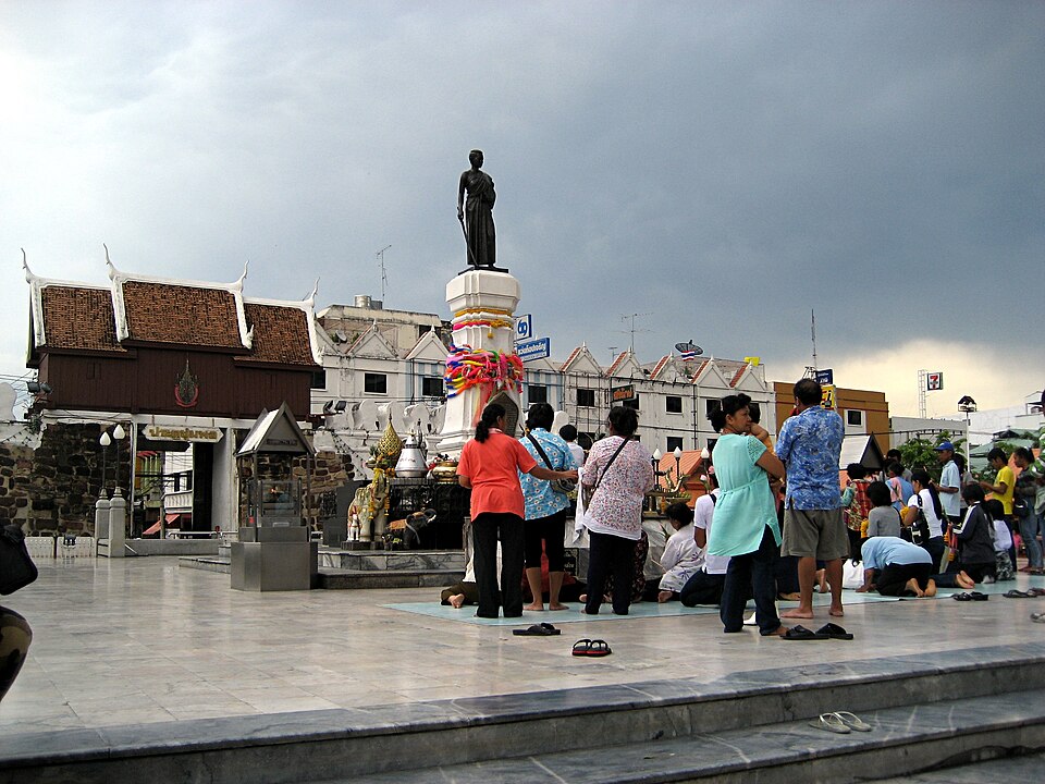 Nakhon Ratchasima — local market for online stores