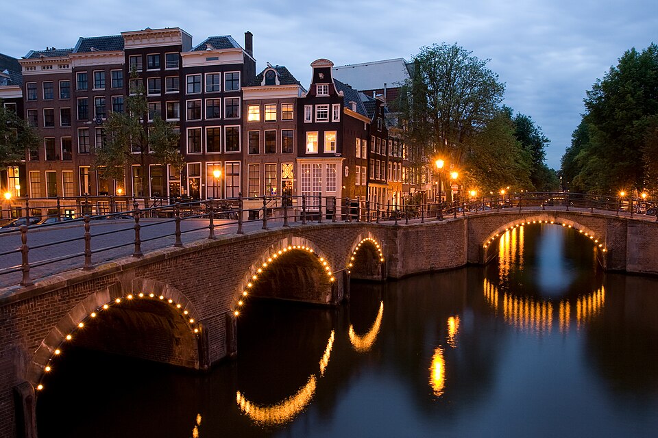 Amsterdam — B2B and wholesale portals for local businesses