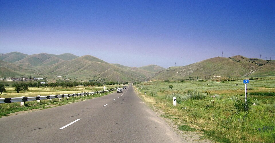 Armenia — international and multi-region stores for local businesses