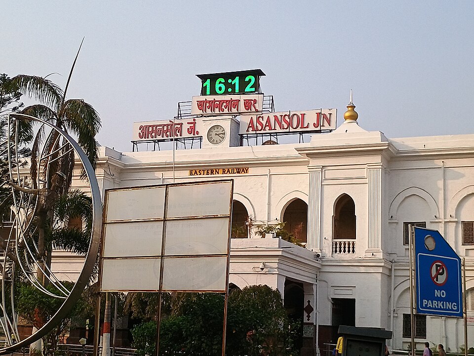 Asansol — local market for custom e-commerce platforms