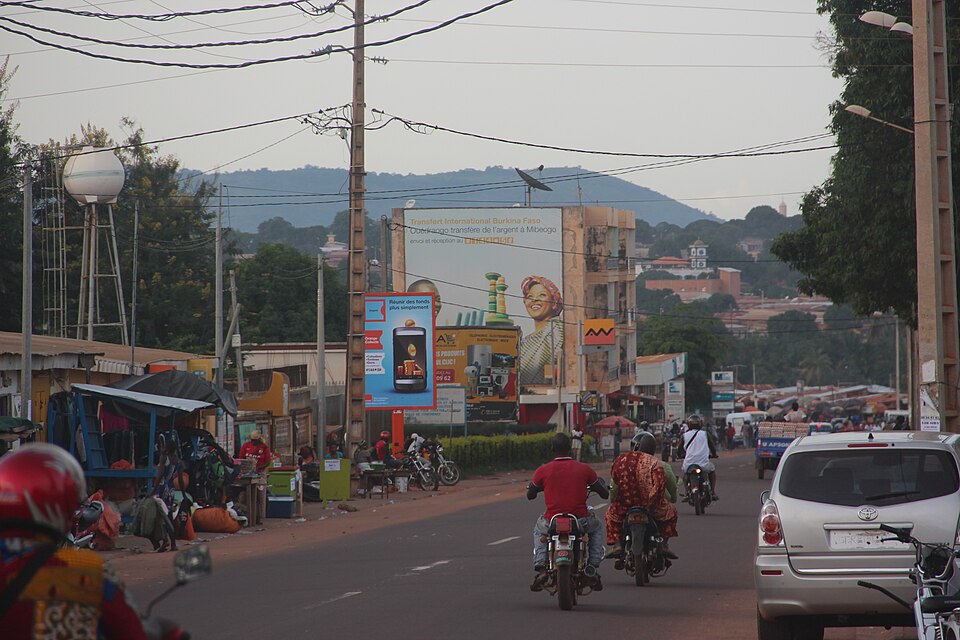 Korhogo — local market for online stores