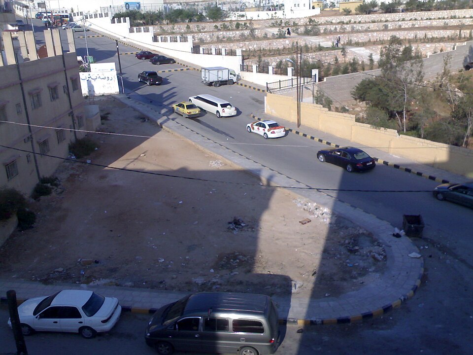 Zarqa — B2B and wholesale portals for local businesses