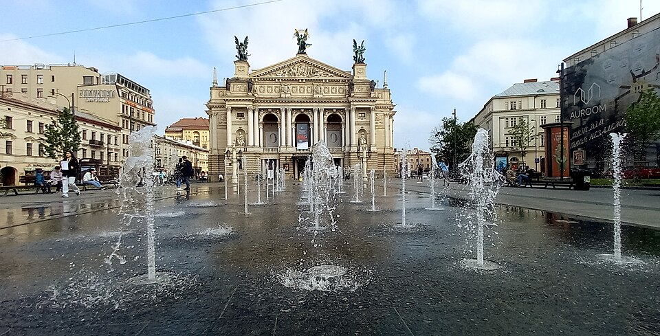 Lviv — local market for custom e-commerce platforms