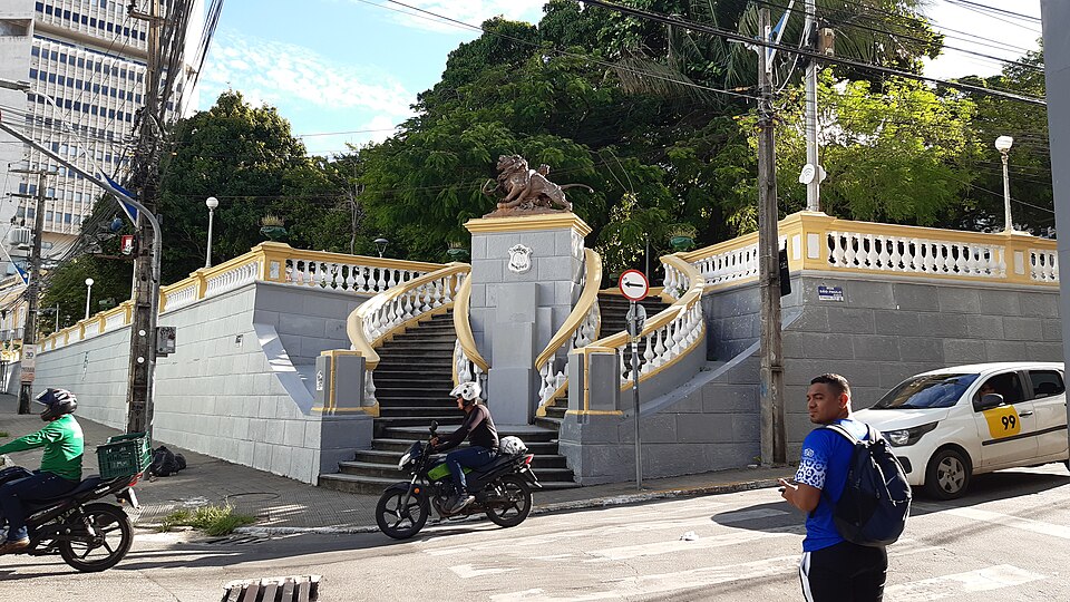 Fortaleza — local market for multi-vendor marketplaces