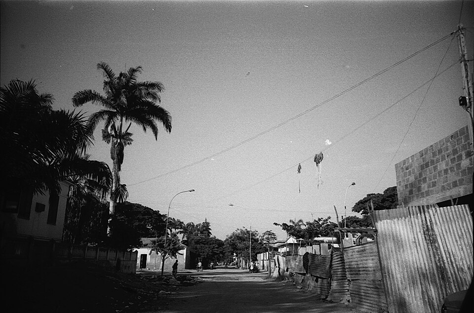 Benguela — local market for multi-vendor marketplaces