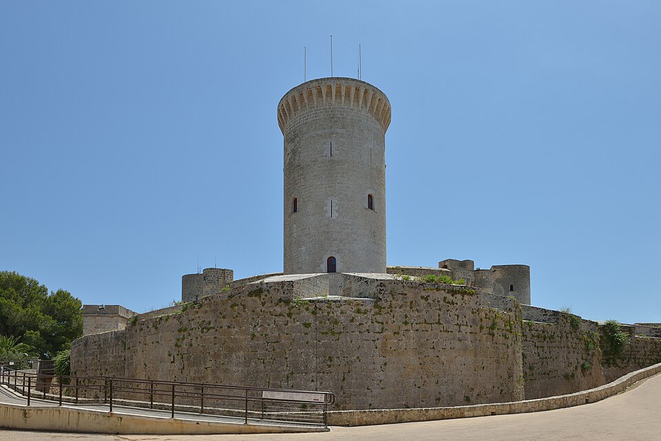 Palma de Mallorca — local market for multi-vendor marketplaces