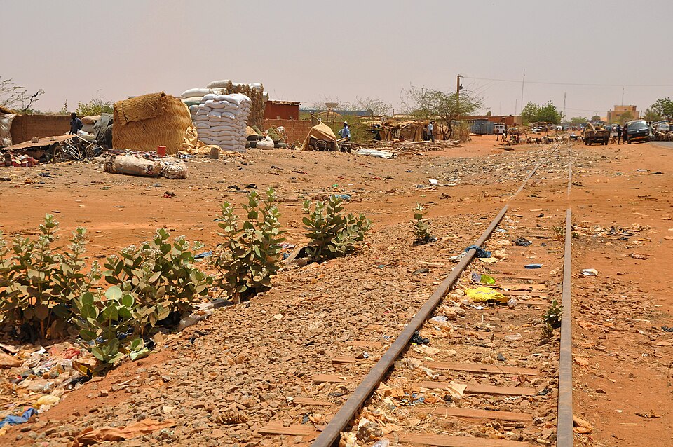 Niamey — local market for international and multi-region stores
