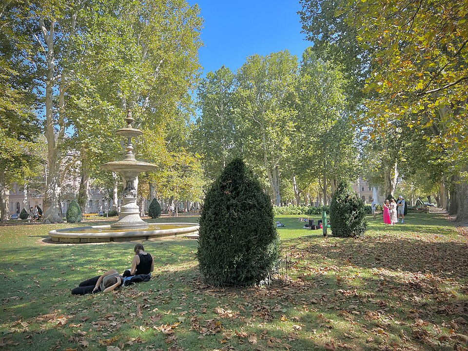 Zagreb — service booking platforms for local businesses