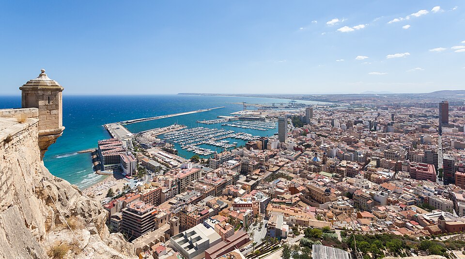Alicante — local market for B2B and wholesale portals