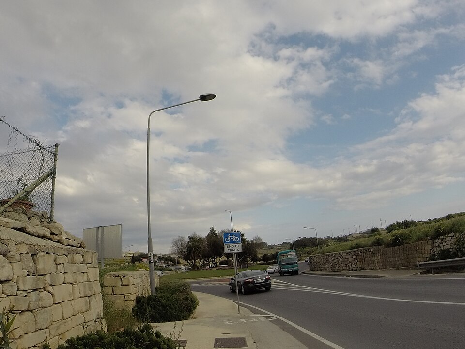 Mosta — local market for international and multi-region stores