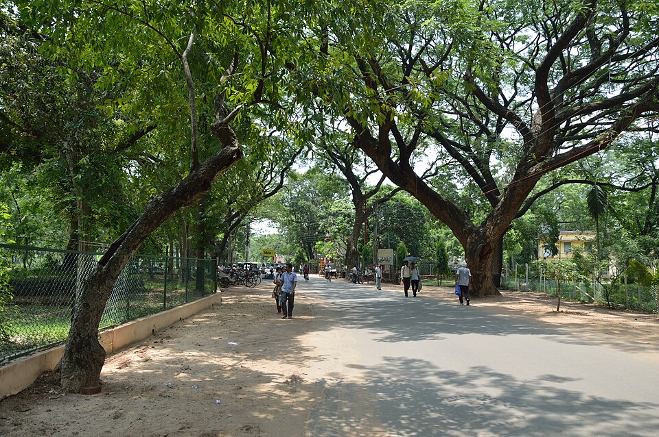 Bolpur (Santiniketan) — service booking platforms for local businesses
