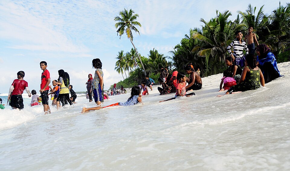 Fuvahmulah — local market for multi-vendor marketplaces