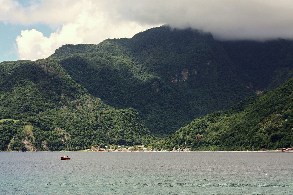 Soufrière — local market for B2B and wholesale portals