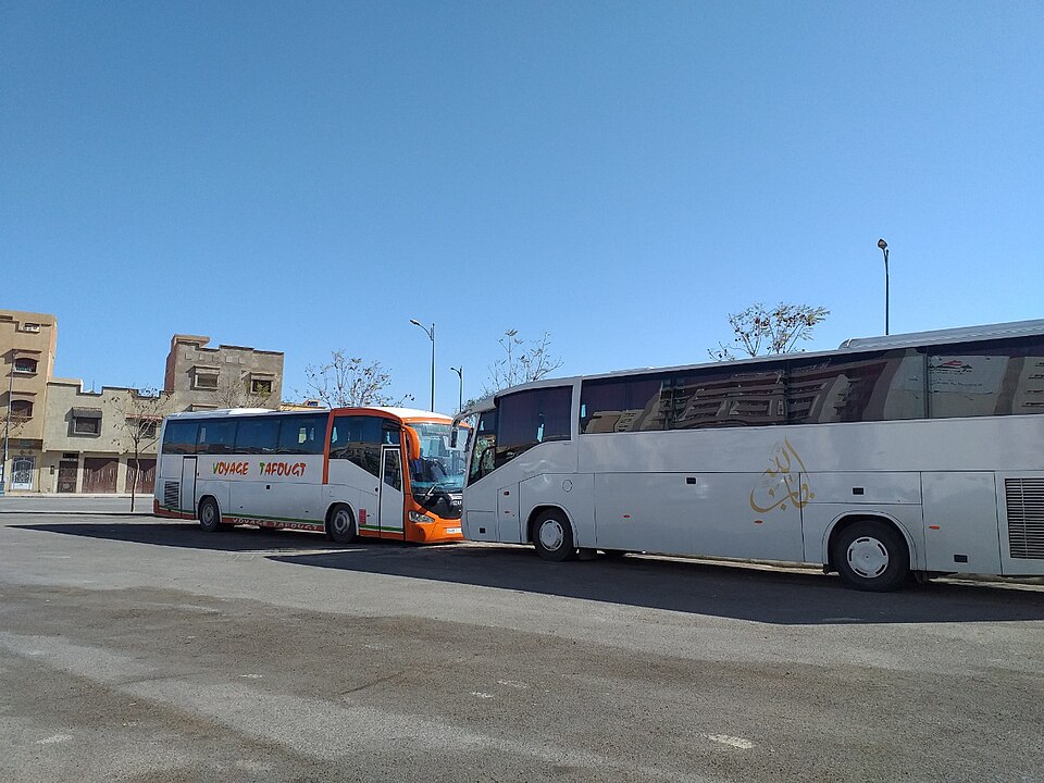 Oujda — international and multi-region stores for local businesses