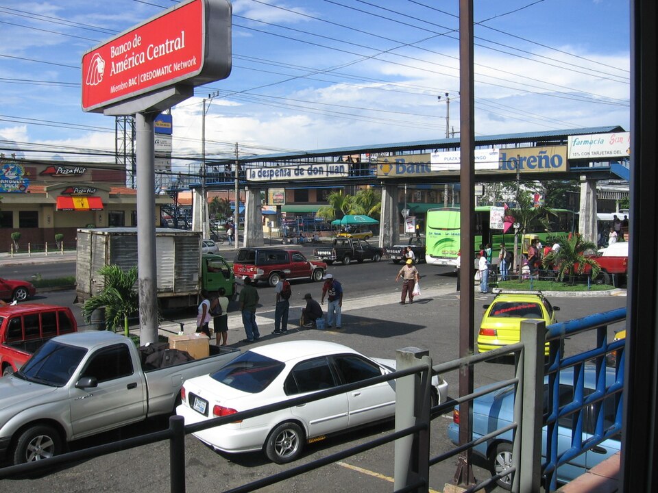 Soyapango — local market for online stores