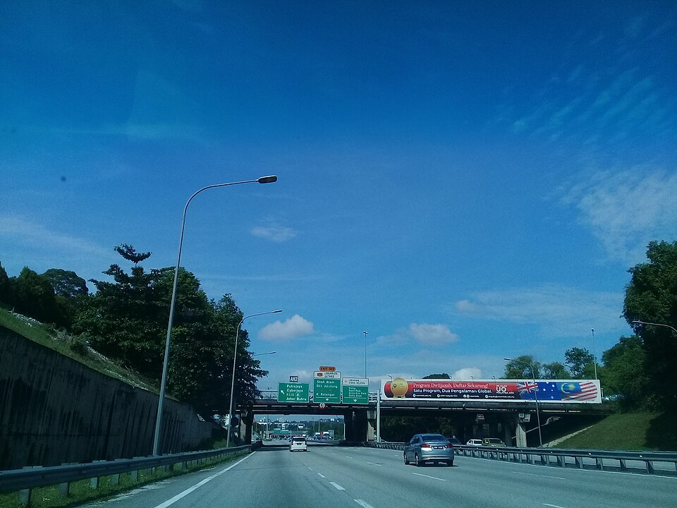 Shah Alam — local market for manufacturer and distributor portals