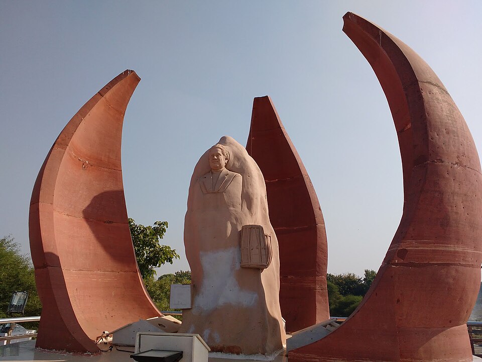 Khandwa — local market for online stores