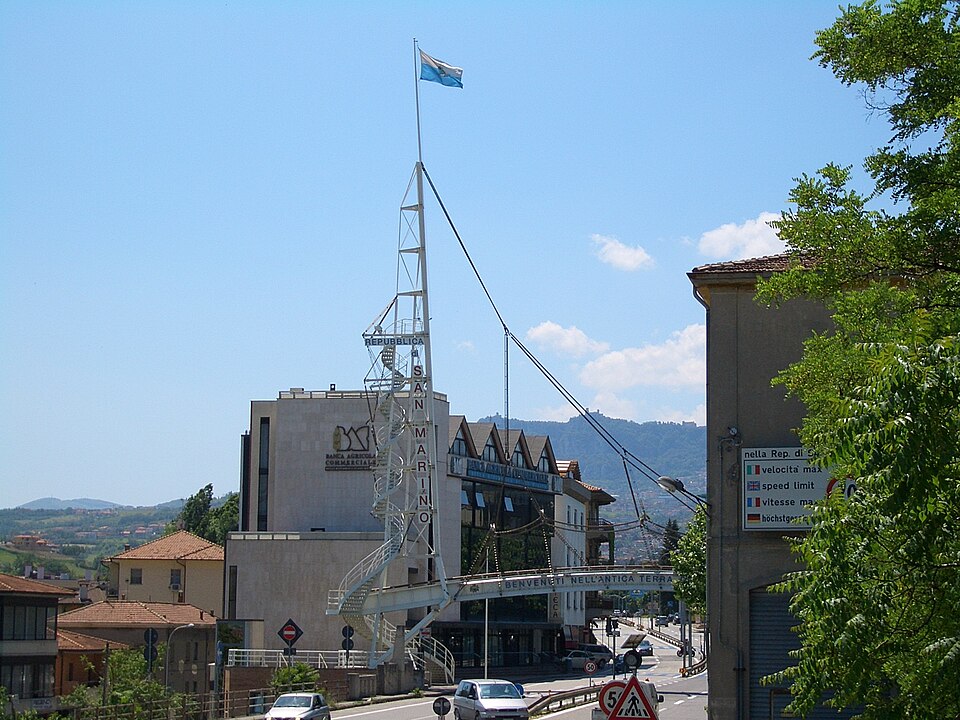 San Marino — subscription and membership platforms for local businesses