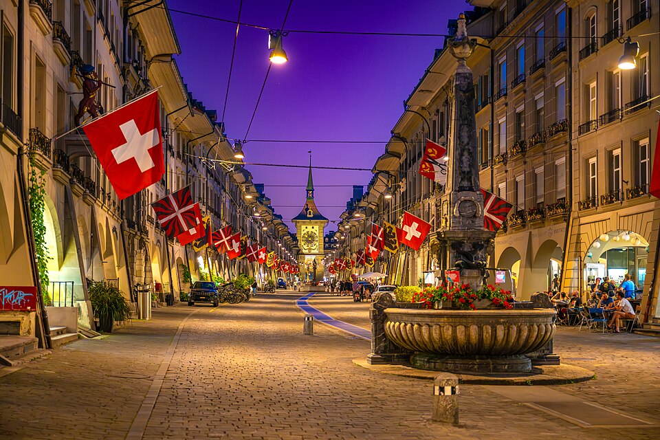 Bern — manufacturer and distributor portals for local businesses
