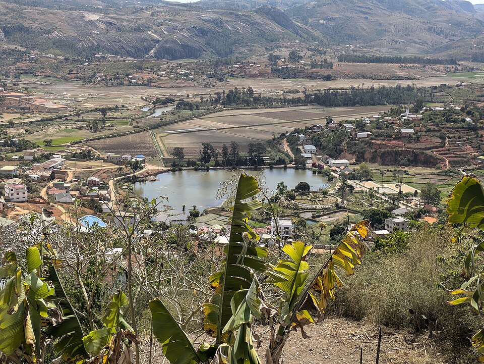 Fianarantsoa — local market for service booking platforms