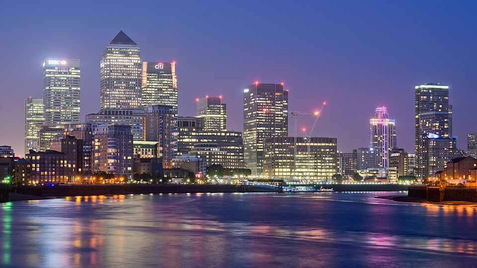 London — local market for mobile commerce apps