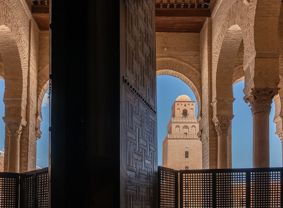 Kairouan — local market for online stores