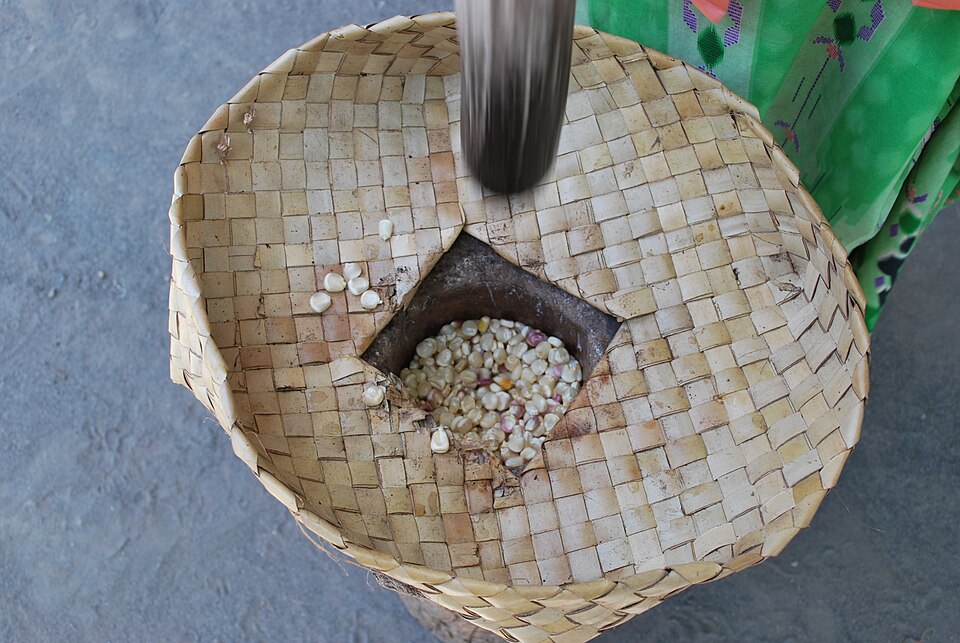 Suai — local market for international and multi-region stores