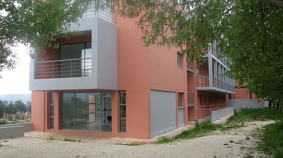 Ioannina — local market for manufacturer and distributor portals
