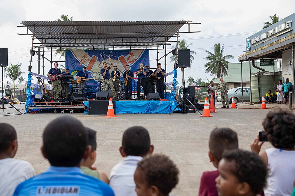 Nausori — local market for manufacturer and distributor portals
