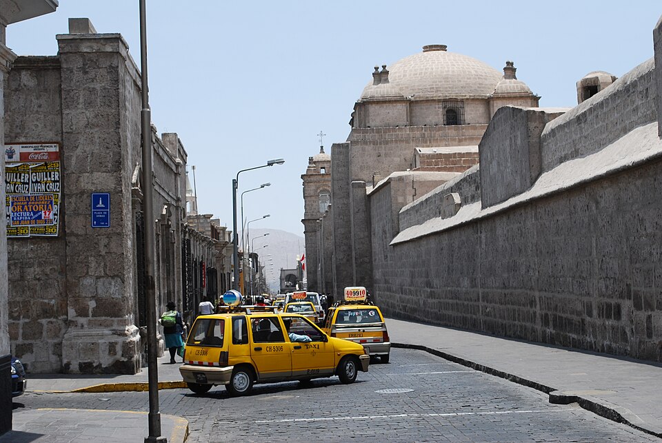 Arequipa — local market for subscription and membership platforms
