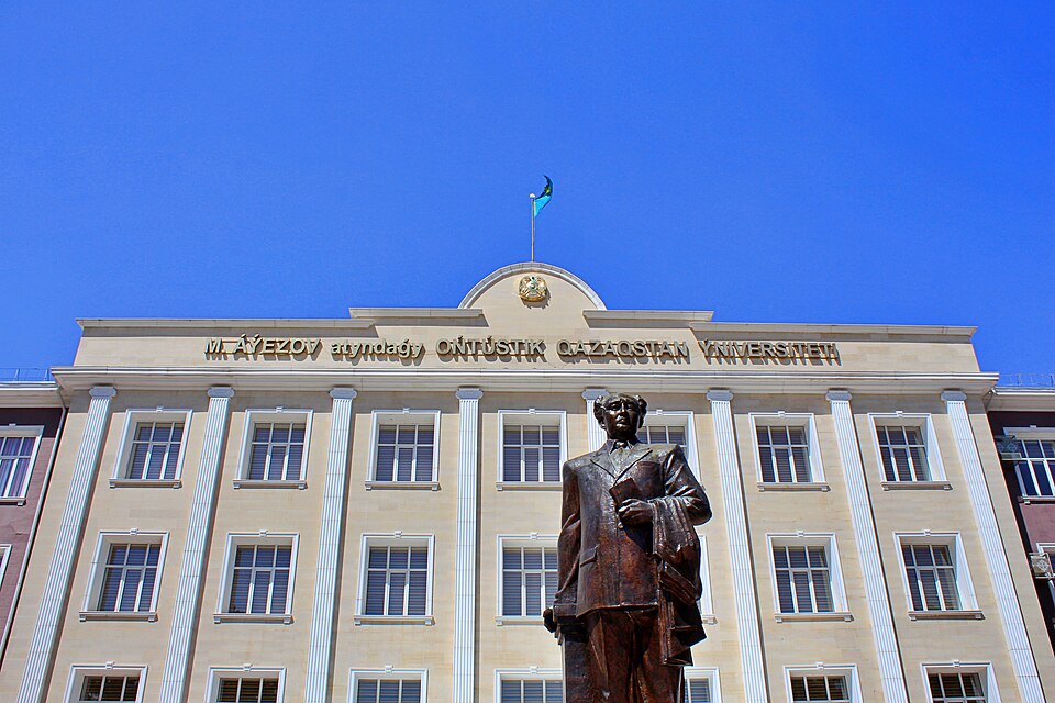 Shymkent — service booking platforms for local businesses