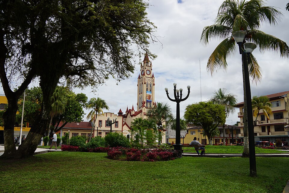 Iquitos — service booking platforms for local businesses
