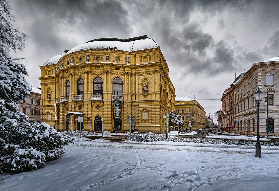 Szeged — custom e-commerce platforms for local businesses