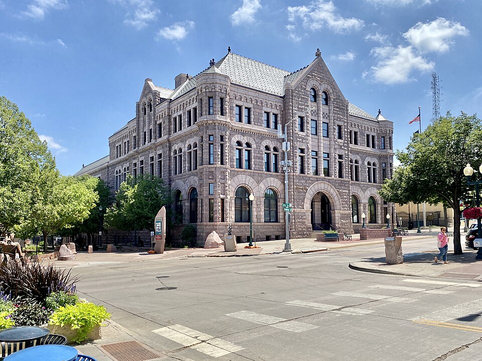 Sioux Falls — local market for subscription and membership platforms