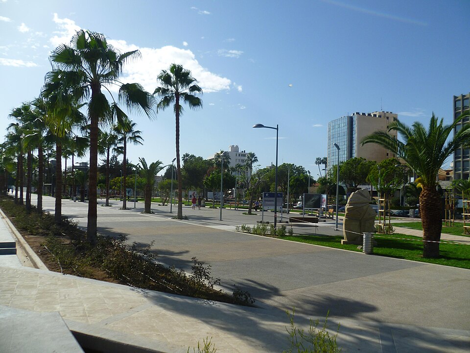 Limassol — subscription and membership platforms for local businesses