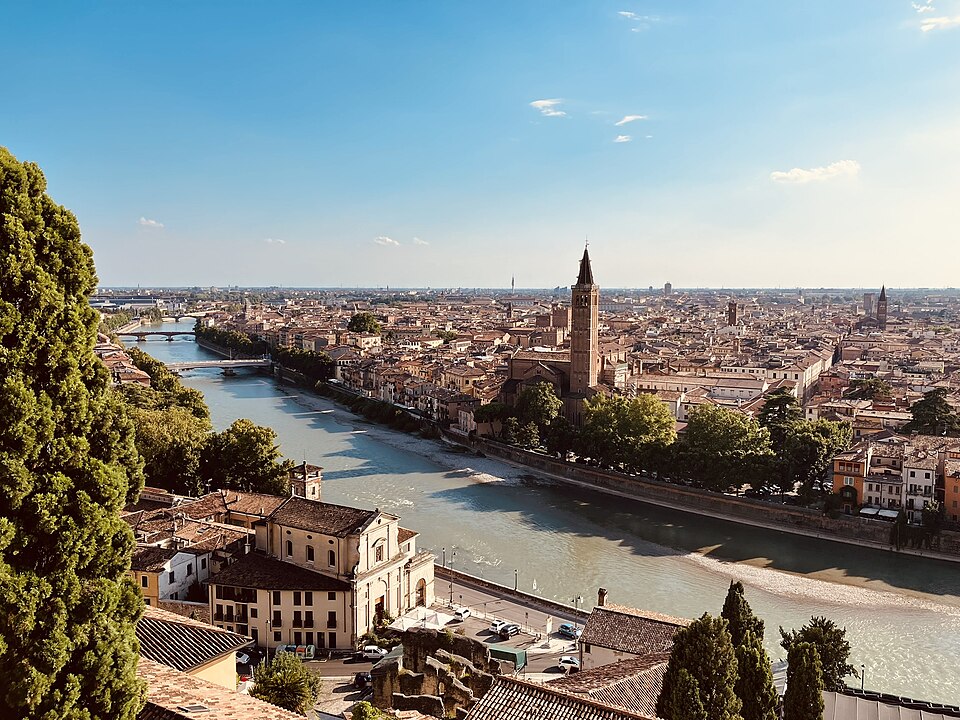 Verona — local market for online stores