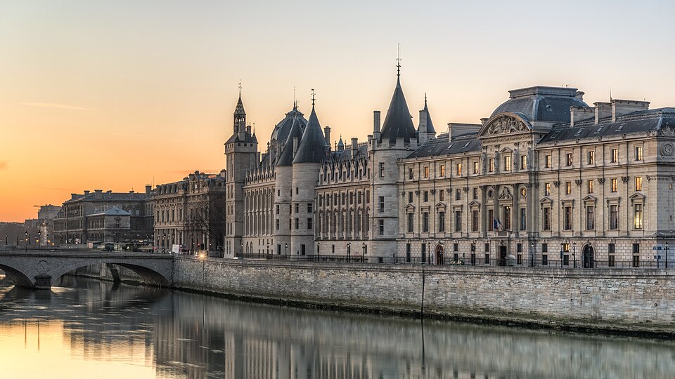 Paris — online stores for local businesses