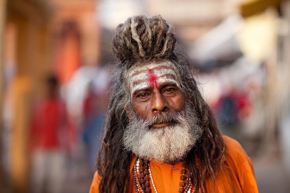 Varanasi — local market for subscription and membership platforms