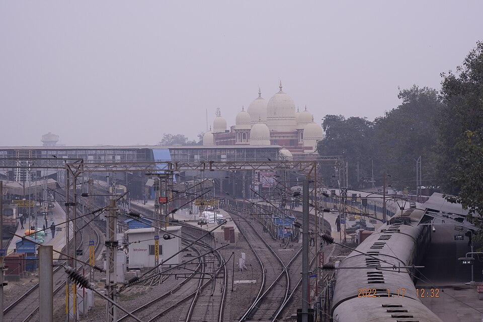 Kanpur — international and multi-region stores for local businesses