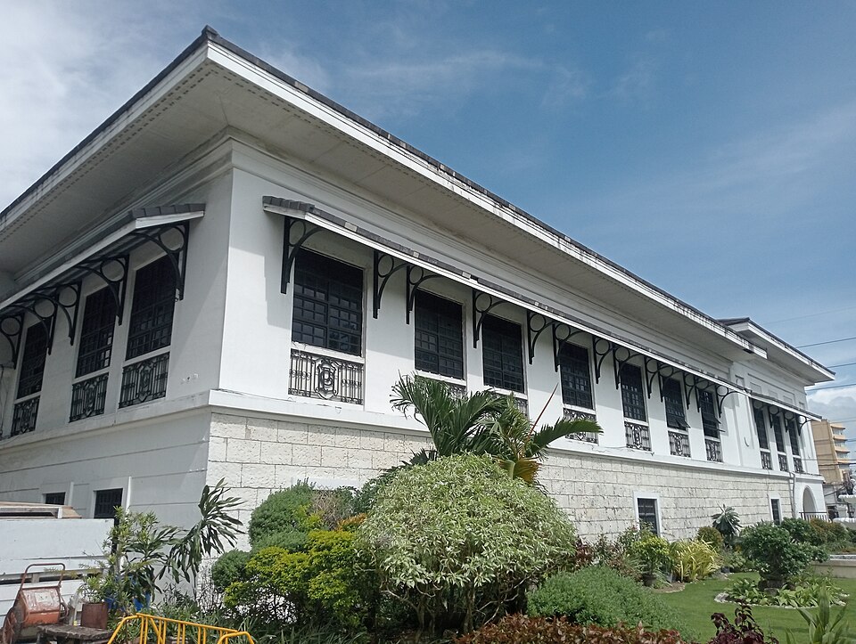 Iloilo City — manufacturer and distributor portals for local businesses