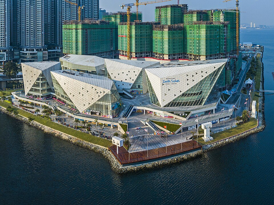 Johor Bahru — local market for online stores