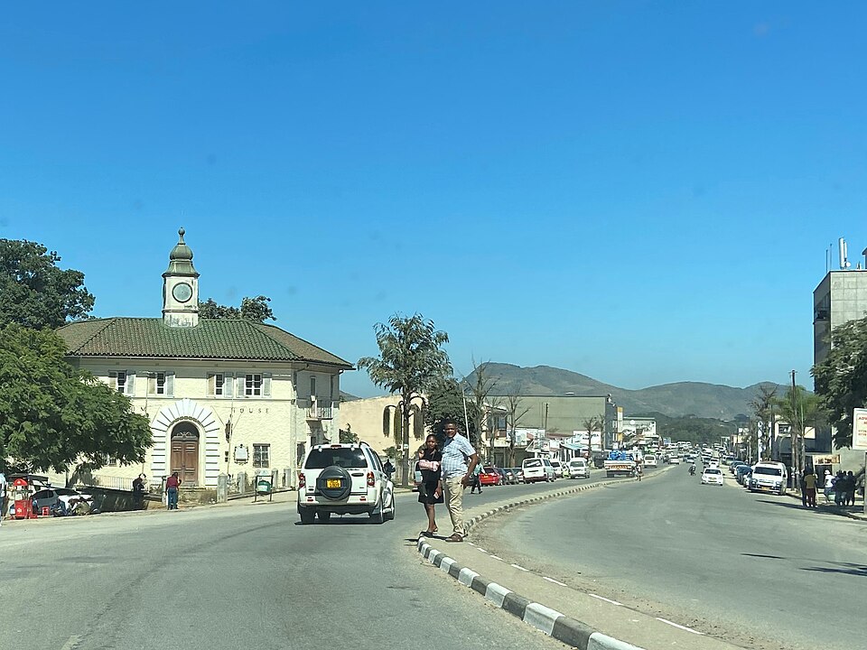 Mutare — local market for mobile commerce apps