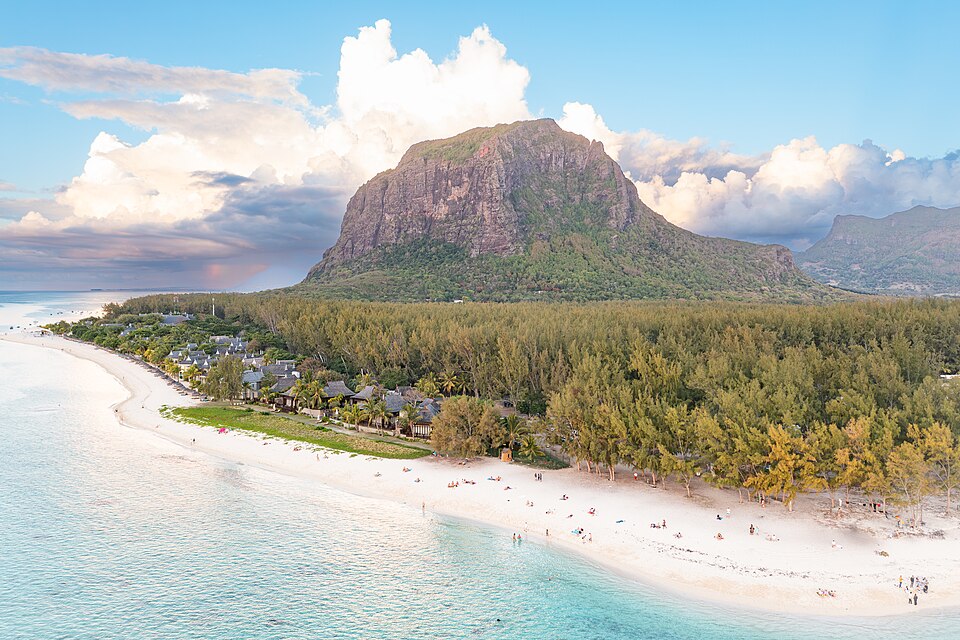 Mauritius — subscription and membership platforms for local businesses
