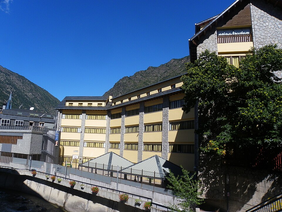 Escaldes-Engordany — online stores for local businesses