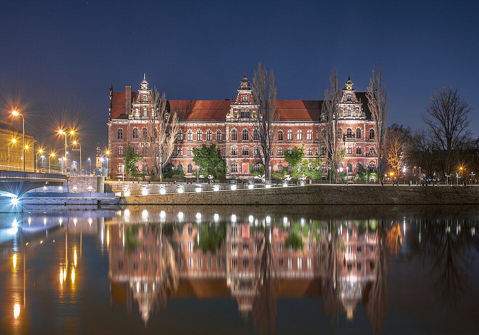Wrocław — local market for multi-vendor marketplaces
