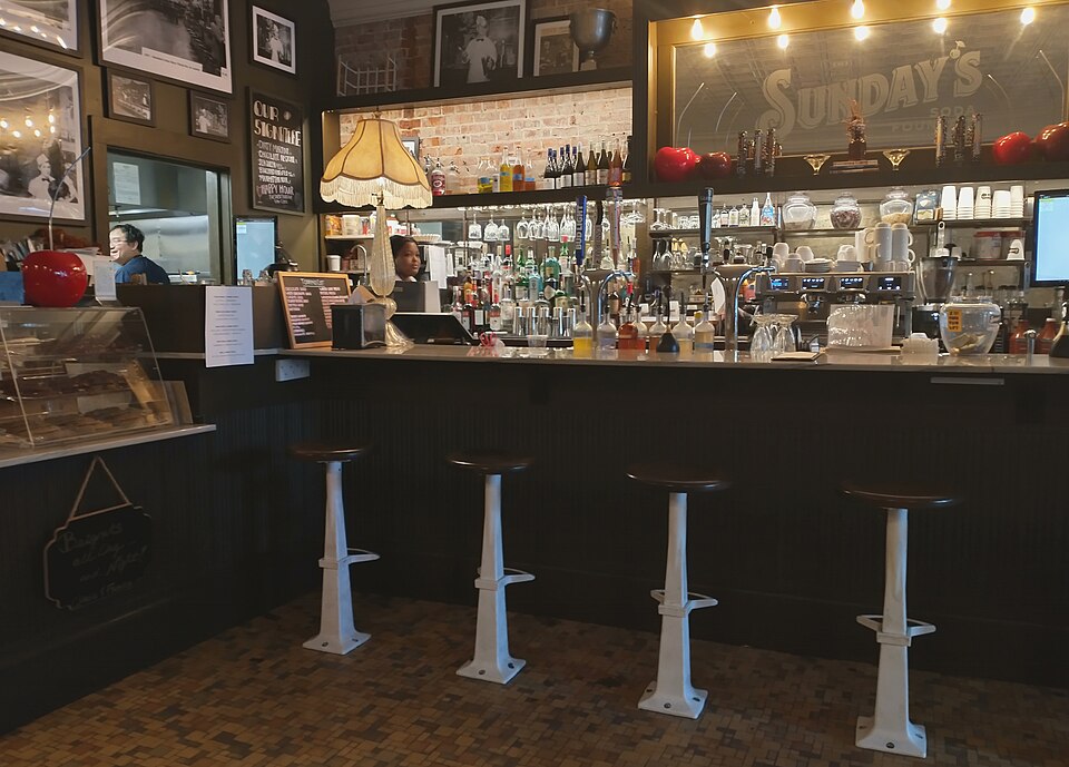 Lafayette — local market for service booking platforms
