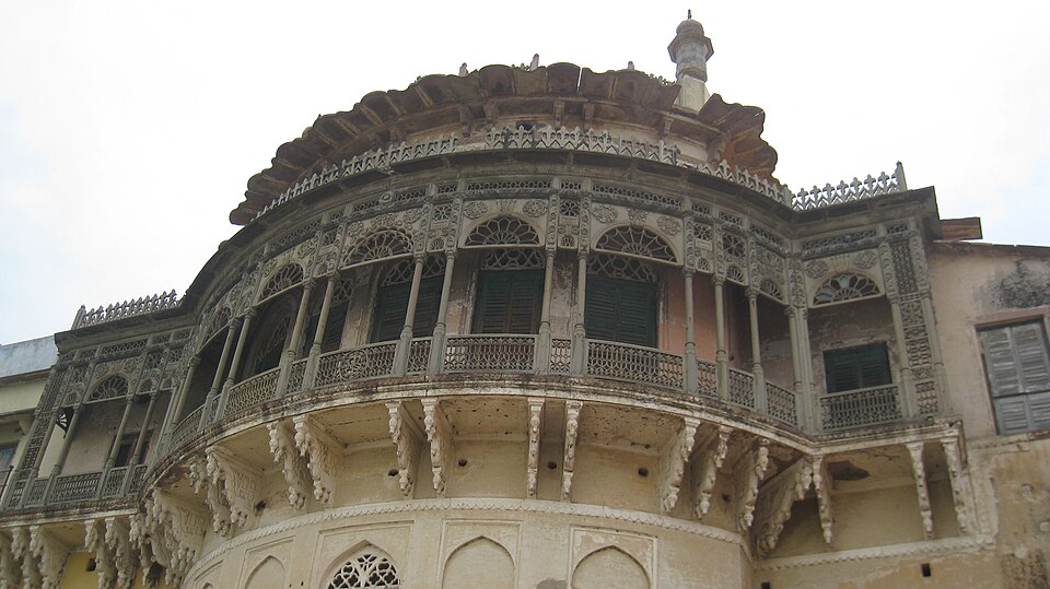 Ramnagar — local market for international and multi-region stores