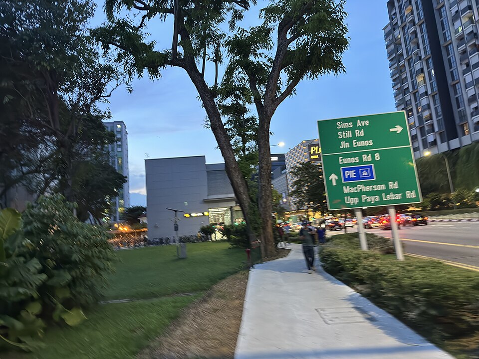 Paya Lebar — B2B and wholesale portals for local businesses