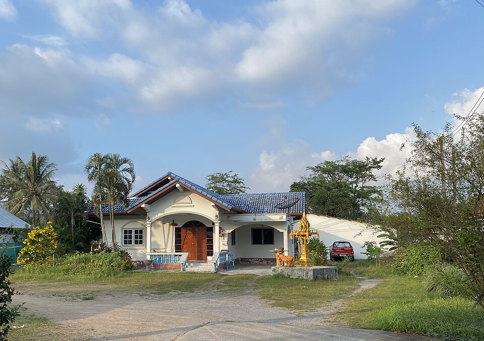 Phuket — local market for subscription and membership platforms