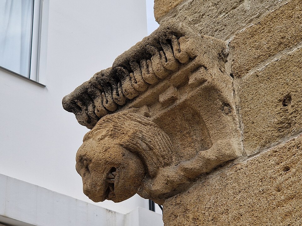 Nicosia — manufacturer and distributor portals for local businesses